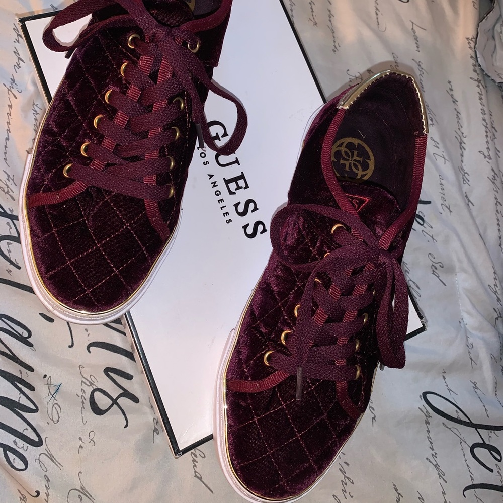 Guess Burgundy and Gold Tennis Shoe